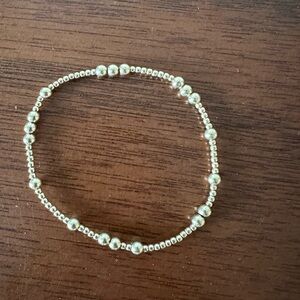 Elegant Gold Beaded Bracelet